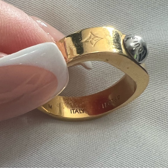 Louis Vuitton Nanogram Ring - Picture 7 of 8
